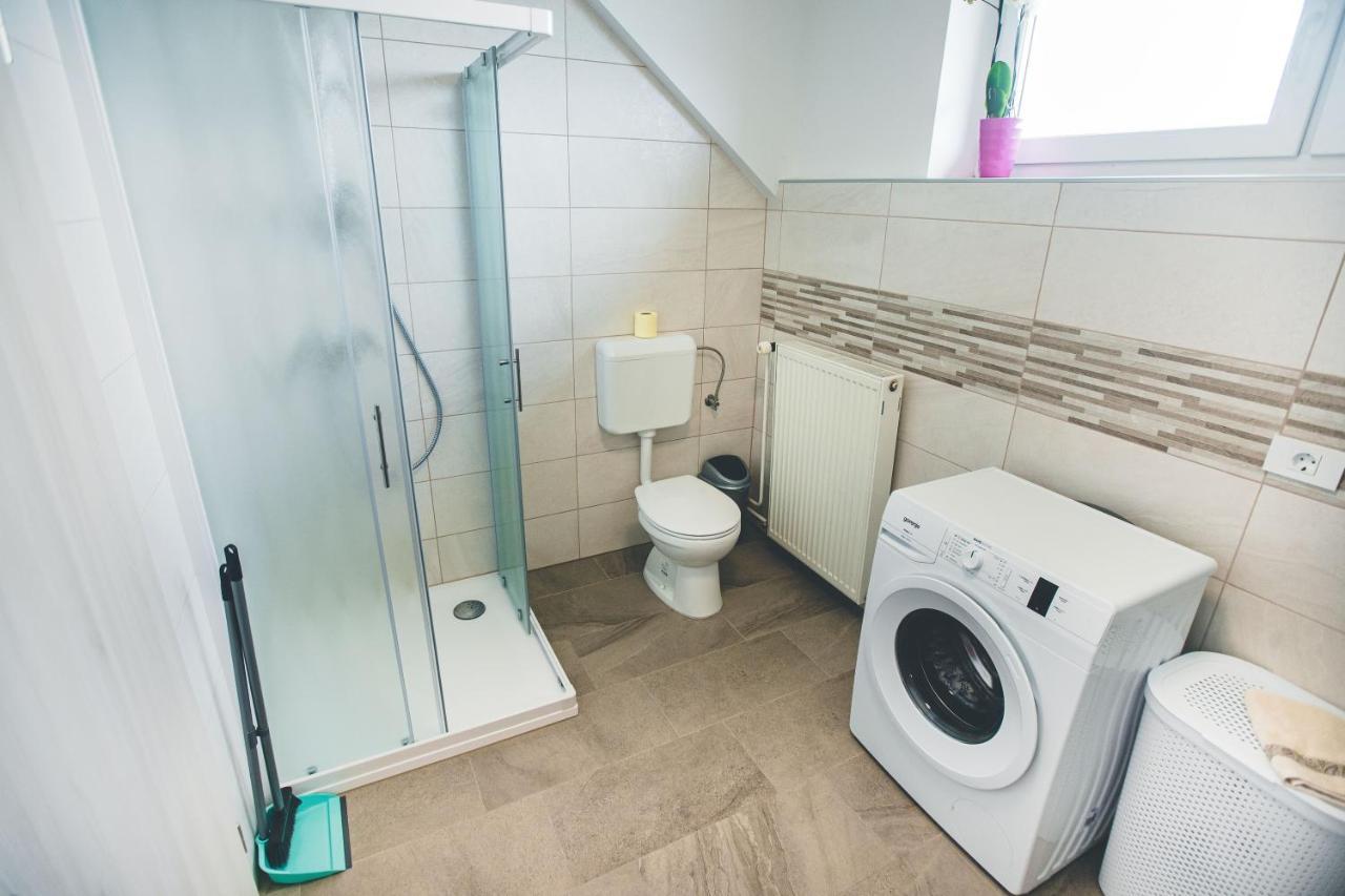 Apartma Pri Bostjanu Škofja Loka Exterior foto