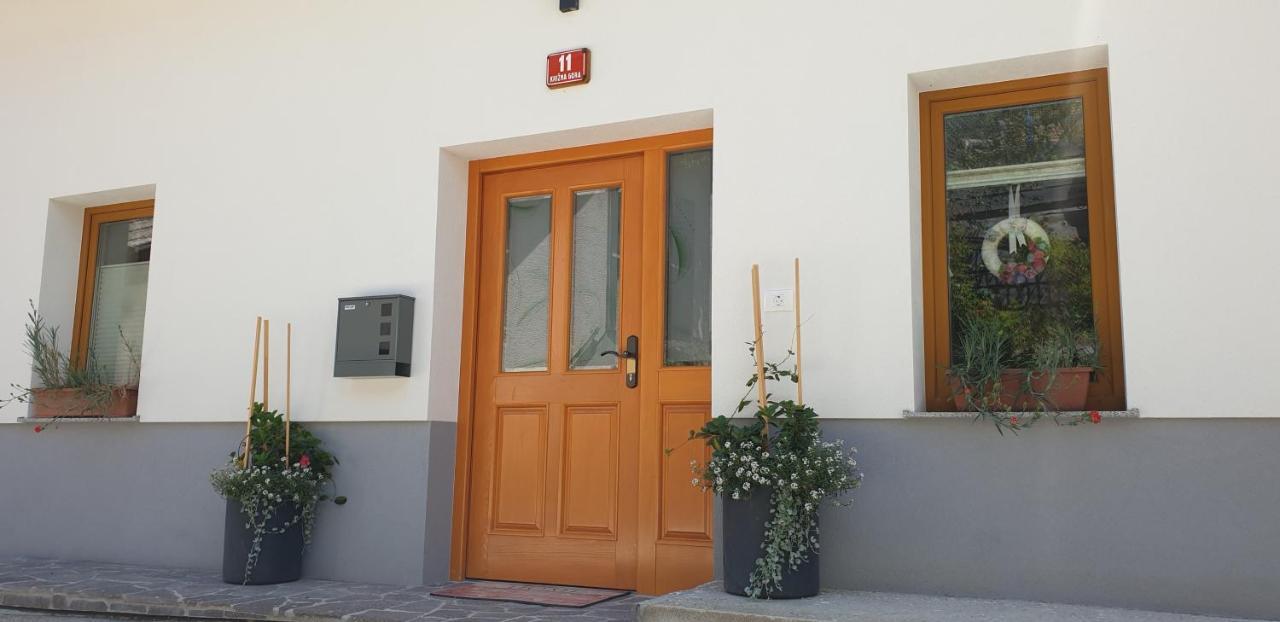 Apartma Pri Bostjanu Škofja Loka Exterior foto